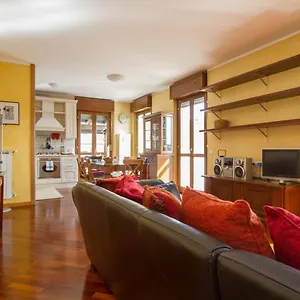 Apartament Bright House With 2 Bedrooms & A Unique Terrace Bergamo